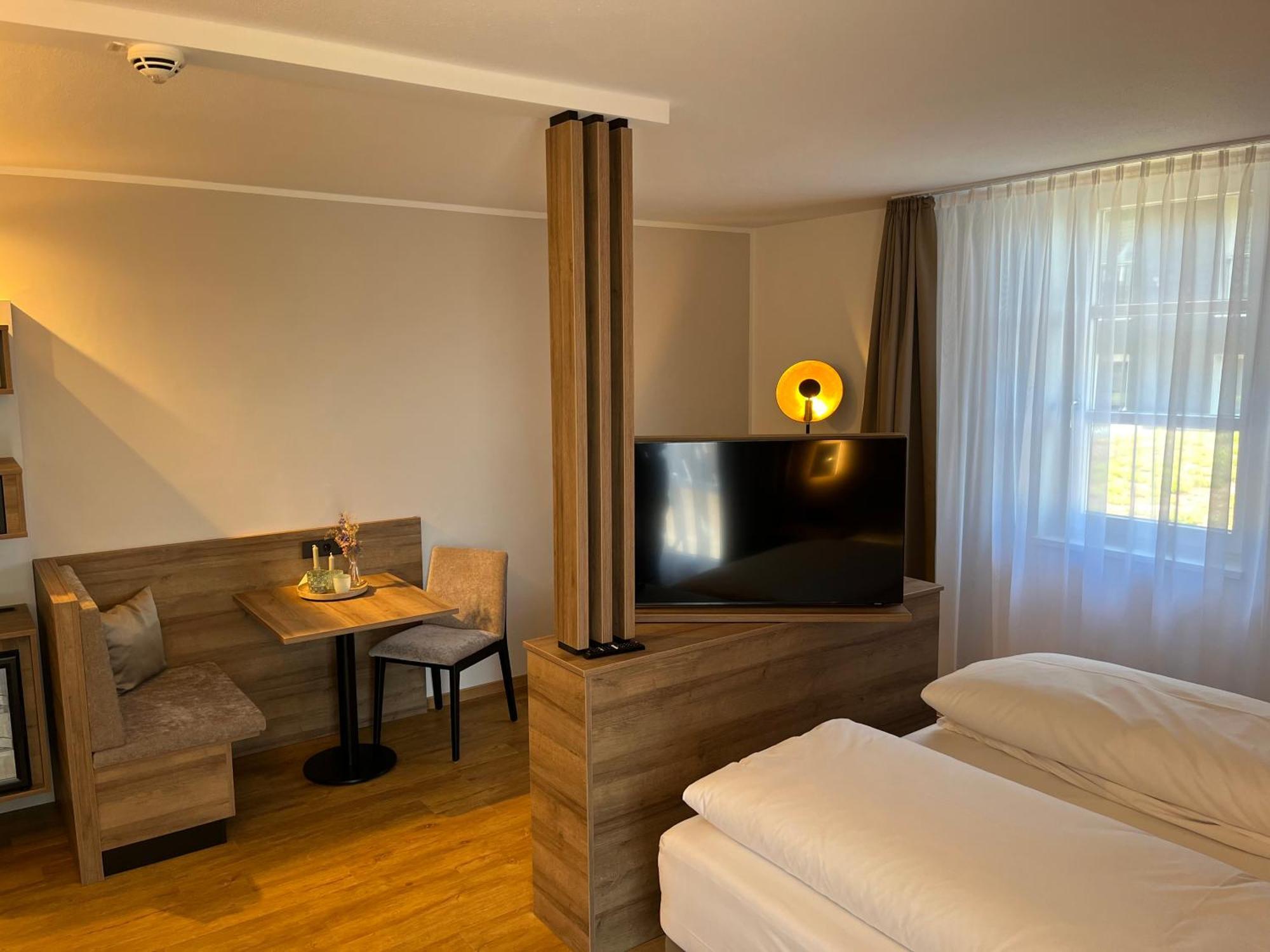 מינכן Westside Hotel מראה חיצוני תמונה